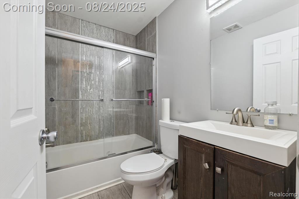 23424 Grayson Drive, Southfield, MI 48075 — Photo 17