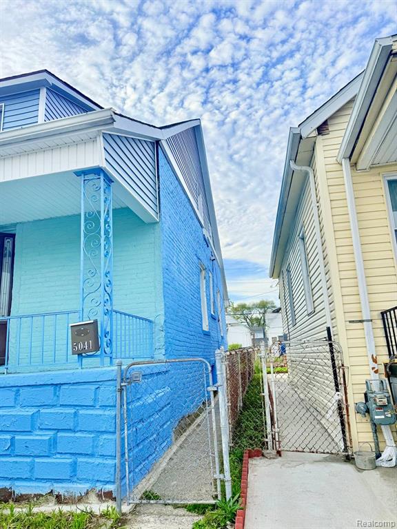 5041 Edwin Street, Hamtramck, MI 48212 — Photo 2