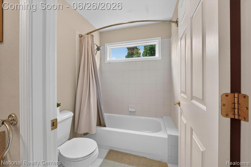 12257 Chandler Drive, Plymouth, MI 48170 — Photo 33