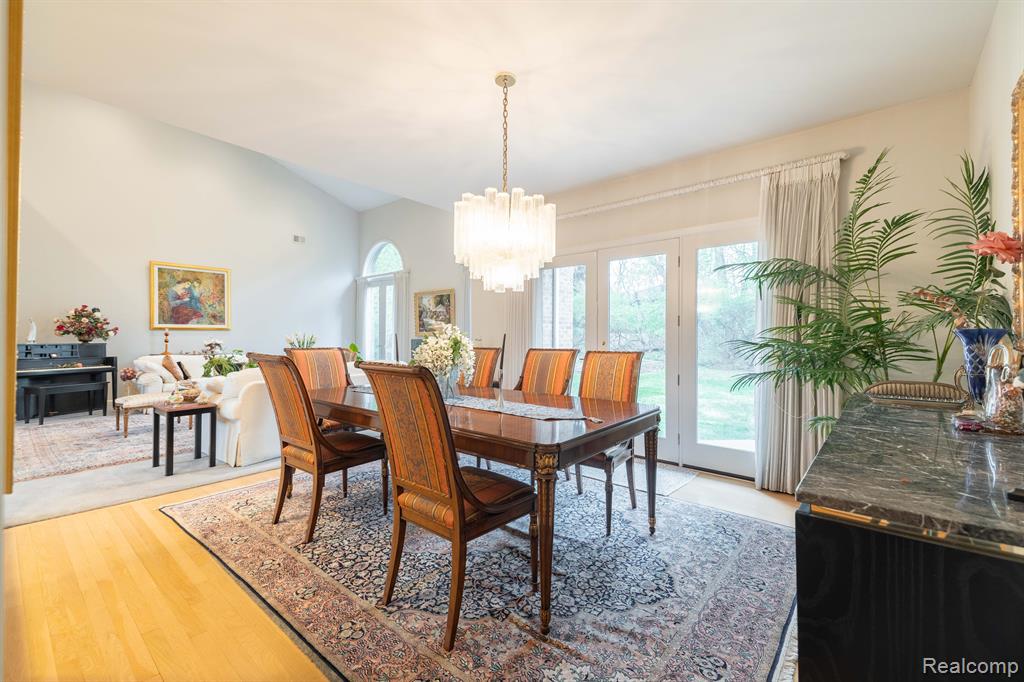 4599 RAVINE Drive, Bloomfield Hills, MI 48301 — Photo 11