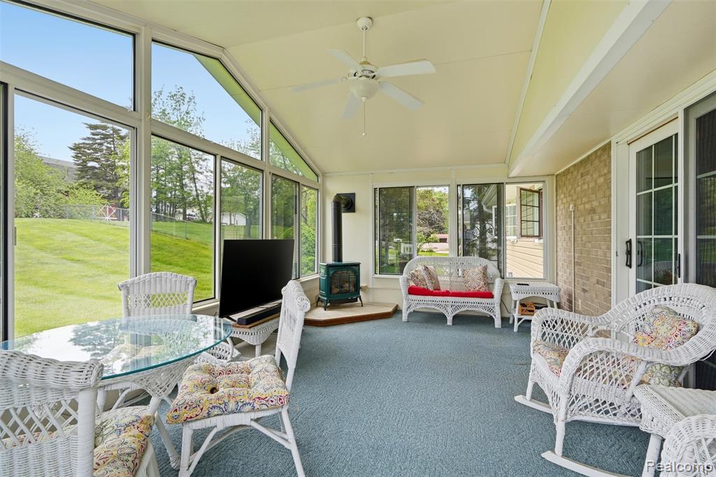 2482 Valley Lane Drive, Grand Blanc, MI 48439 — Photo 15