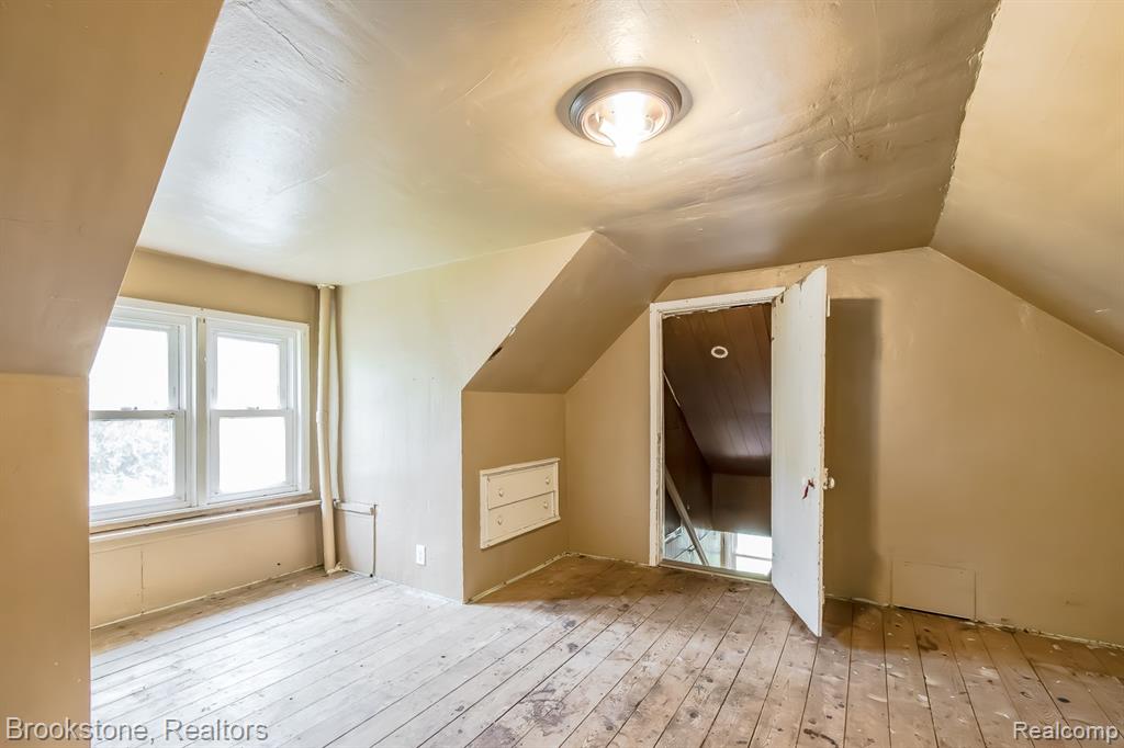 725 E Sherman Street, Holly, MI 48442 — Photo 31