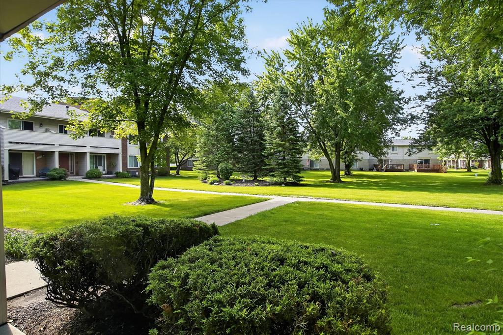 2037 E Franklin Drive, Canton, MI 48187 — Photo 41