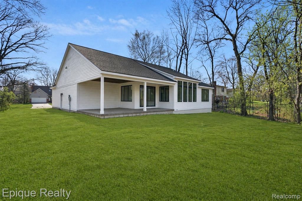 2432 Holland Street, Lake Orion, MI — Photo 28