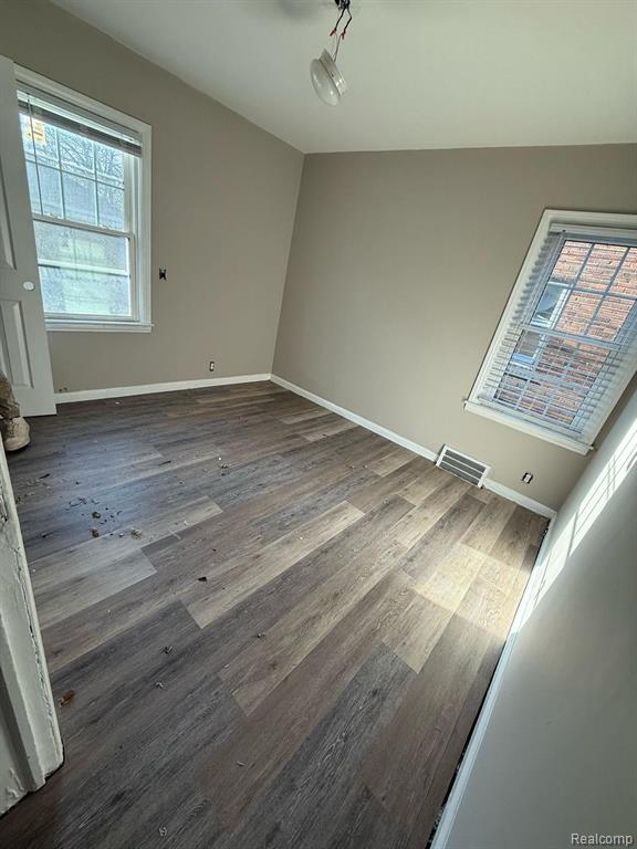 18655 Strasburg Street, Detroit, MI 48205 — Photo 2