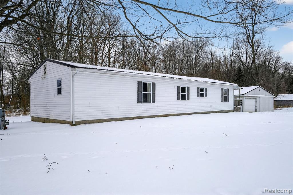 5417 Rensselear Drive, Lapeer, MI 48446 — Photo 3