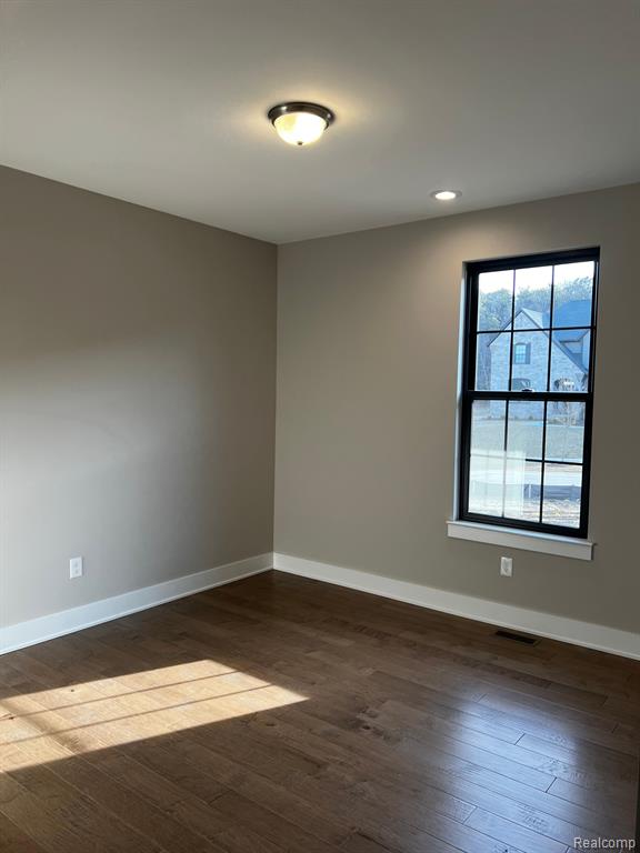 13914 Leeward Drive, Shelby, MI 48315 — Photo 25
