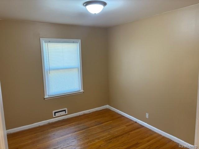 23040 Church Street, Oak Park, MI 48237 — Photo 9