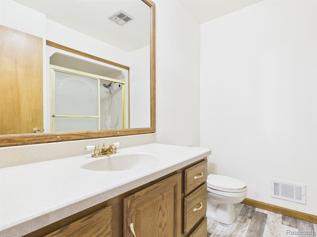 3828 Winding Pine Drive, Metamora, MI 48455 — Photo 19