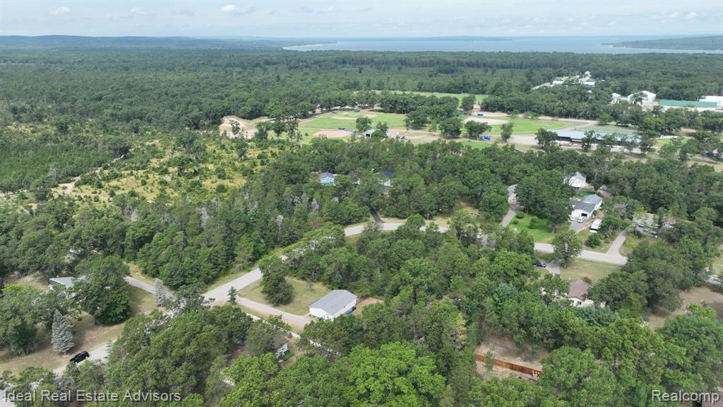 7215 TUSCARORA Circle, Indian River, MI 49749 — Photo 24