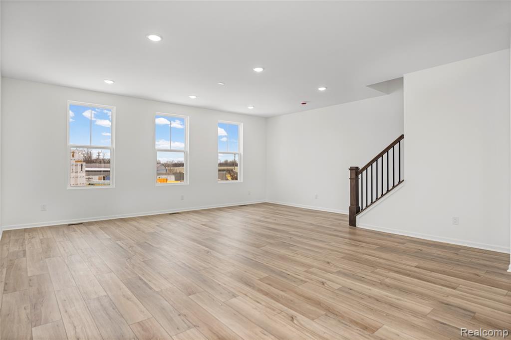 43071 Atwood Avenue, Novi, MI — Photo 20