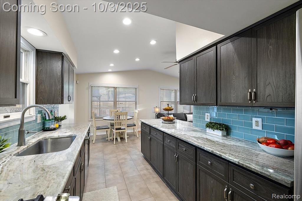 13154 Kingston Avenue, Huntington Woods, MI — Photo 20