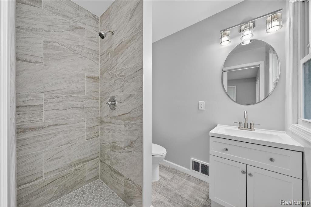 14203 Fenton, Redford, MI 48239 — Photo 19