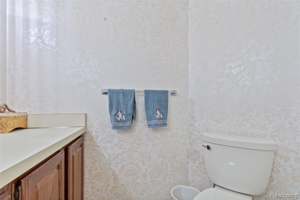 6579 Noble Road, West Bloomfield, MI — Photo 33