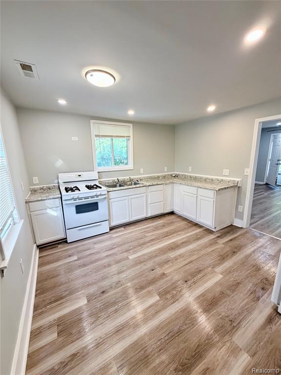 8661 Dodge Avenue, Warren, MI 48089 — Photo 9