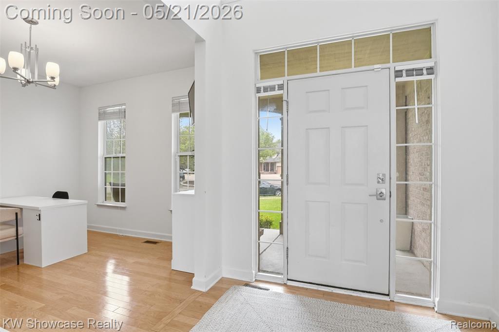 2143 Warbler Court, Commerce Twp, MI 48382 — Photo 7