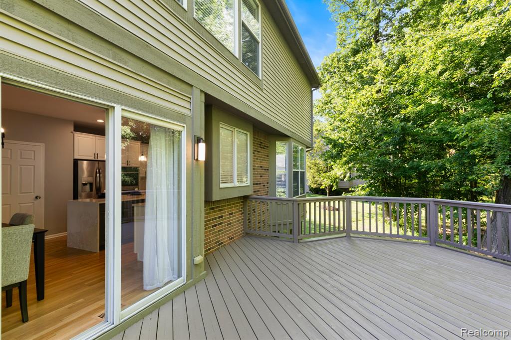 5634 Plantation Drive, Commerce Twp, MI 48382 — Photo 42