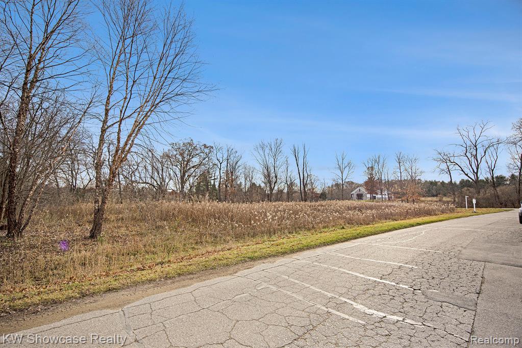 5100 Birch Lane, Davisburg, MI — Photo 20