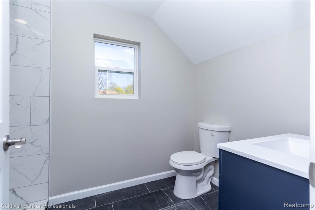 8237 PACKARD Avenue, Warren, MI 48089 — Photo 20