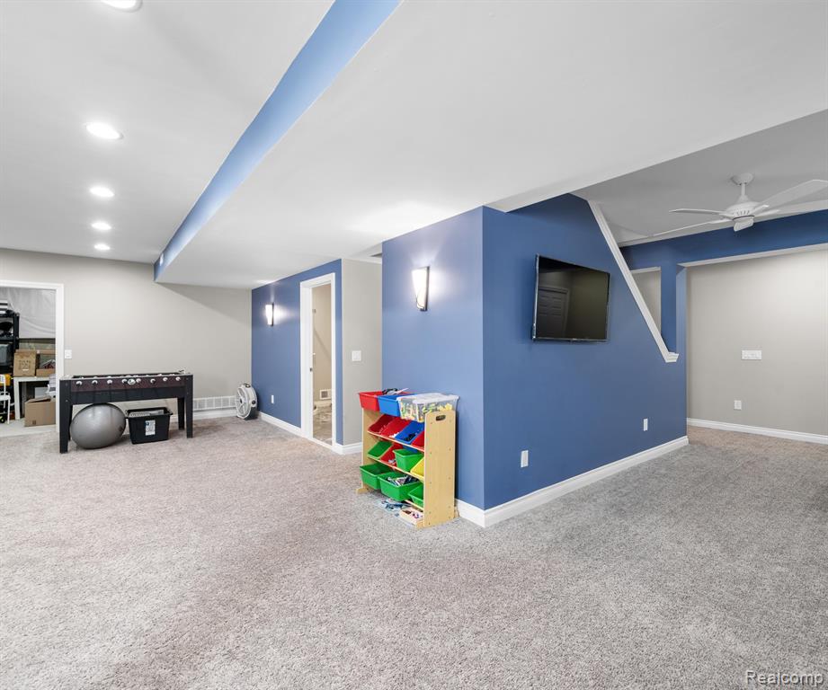 43442 CHERRYWOOD Lane, Canton, MI 48188 — Photo 33