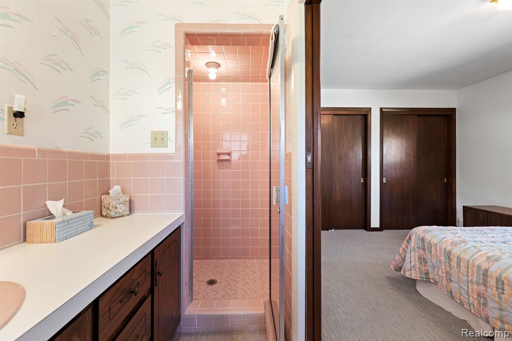 6248 LIVERNOIS Road, Troy, MI 48098 — Photo 24