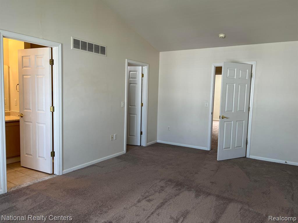 41867 MITCHELL Road, Novi, MI — Photo 20