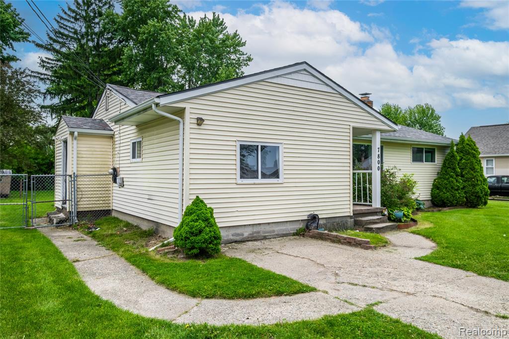 7800 Maple Street, Birch Run, MI 48415 — Photo 20