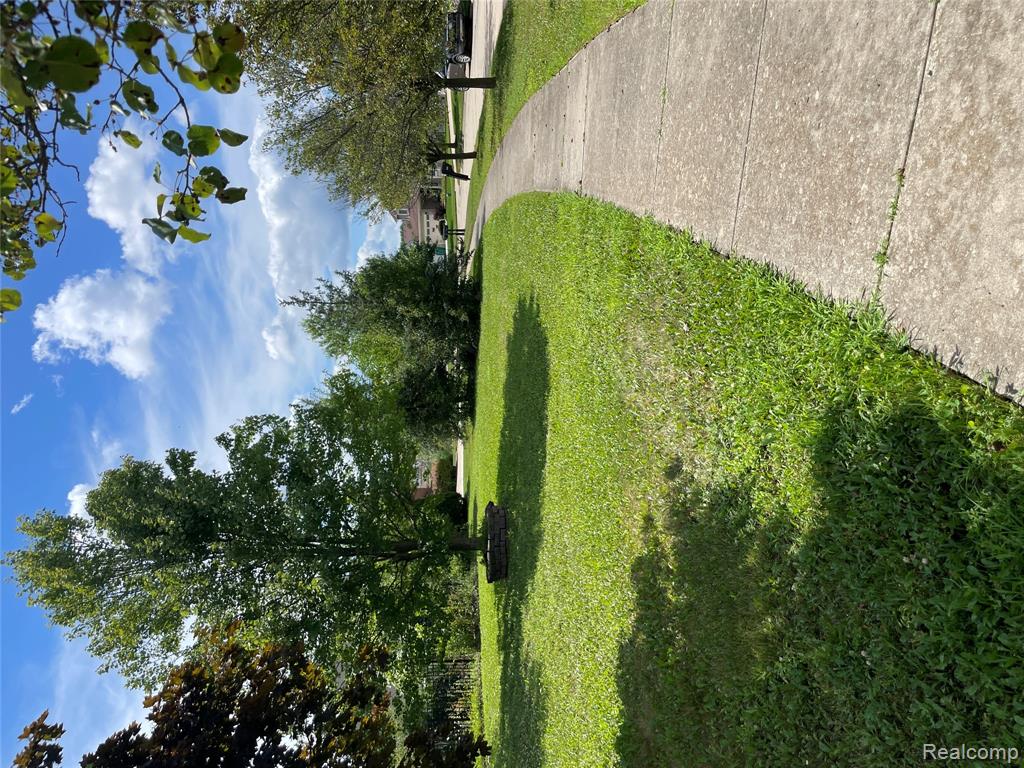 9514 Madison Drive, Van Buren, MI 48111 — Photo 5