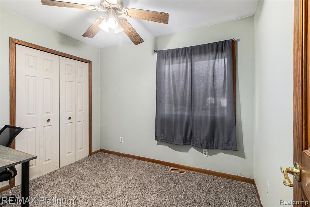 4653 Webberdale Drive S, Holly, MI 48442 — Photo 18