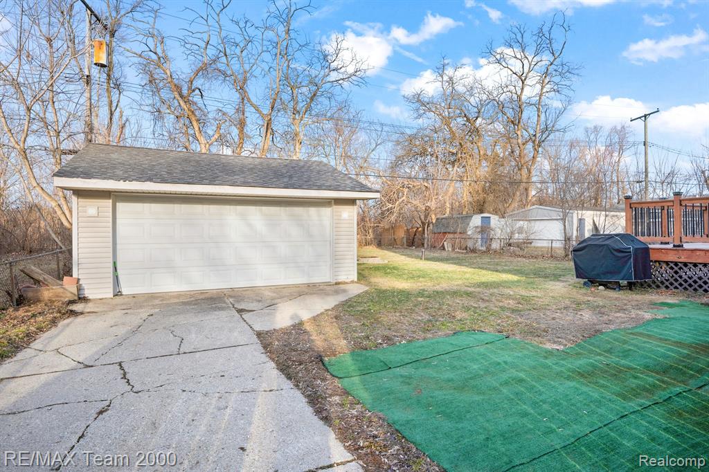 2756 TIM Avenue, Brighton, MI 48114 — Photo 34