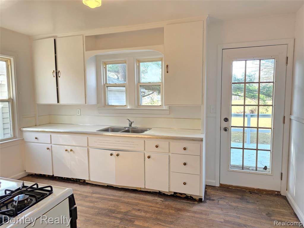 2137 N Main Street, Fairgrove, MI 48733 — Photo 2