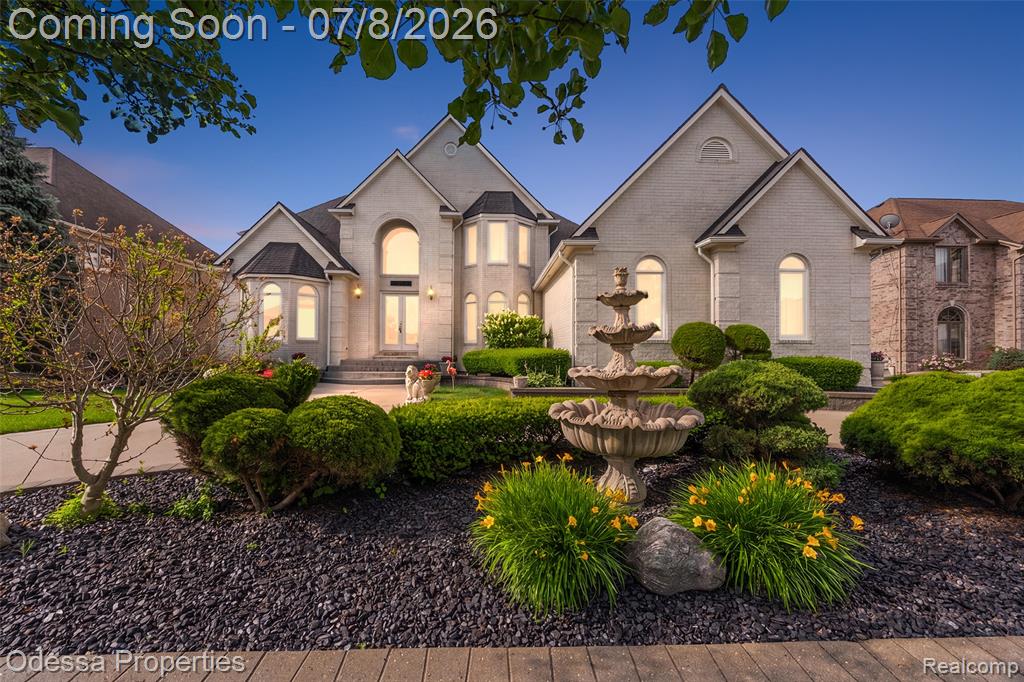 12984 Azure Drive, Utica, MI 48315 — Photo 4