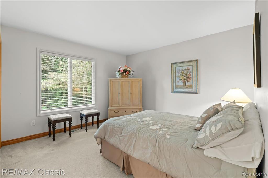 4160 Rolling Pines Court, Commerce Twp, MI 48382 — Photo 41