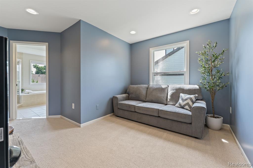 6060 Balmoral Way, Commerce Twp, MI 48382 — Photo 19