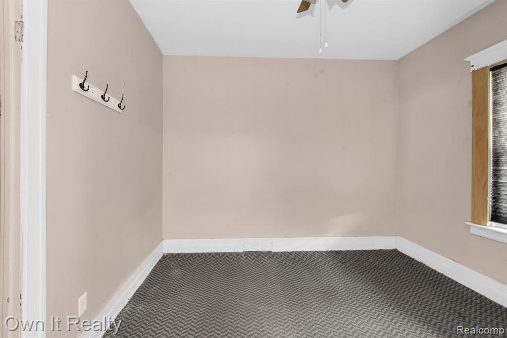 9369 McDougall Street, Hamtramck, MI 48212 — Photo 8
