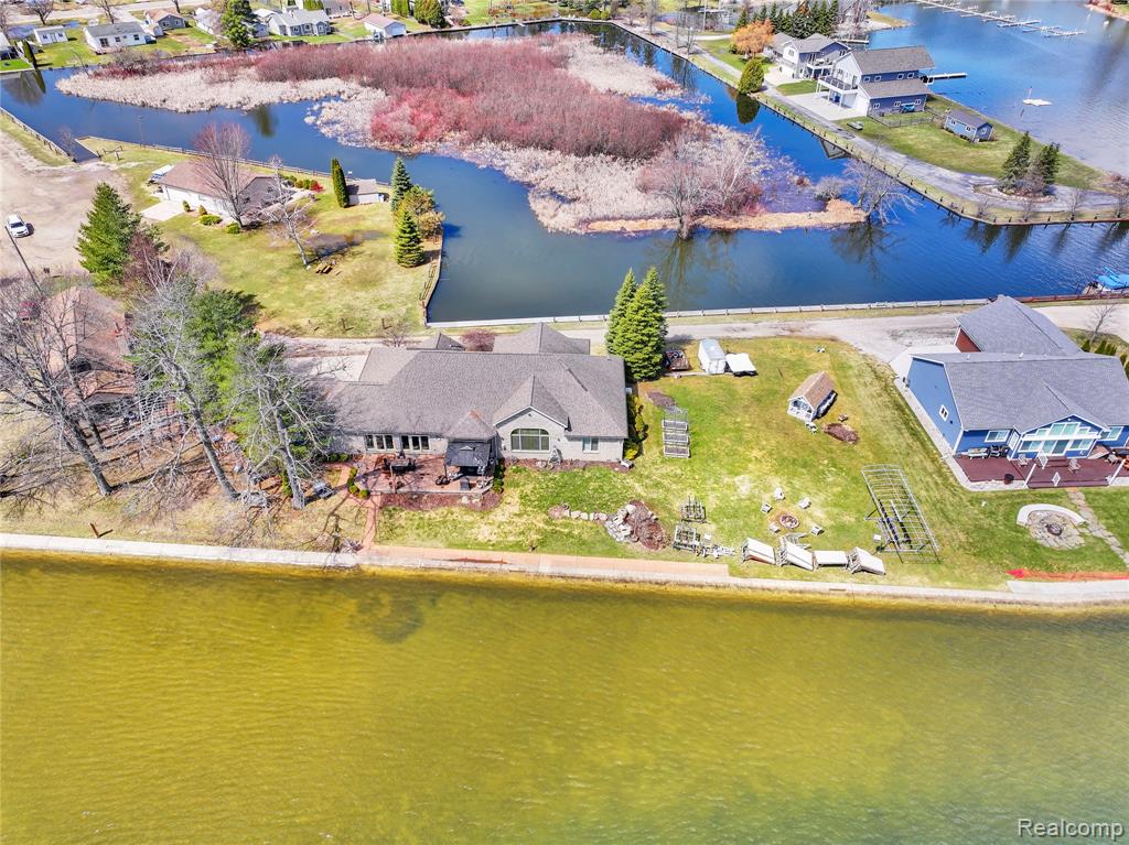 130 Whites Court, Houghton Lake, MI, 48629