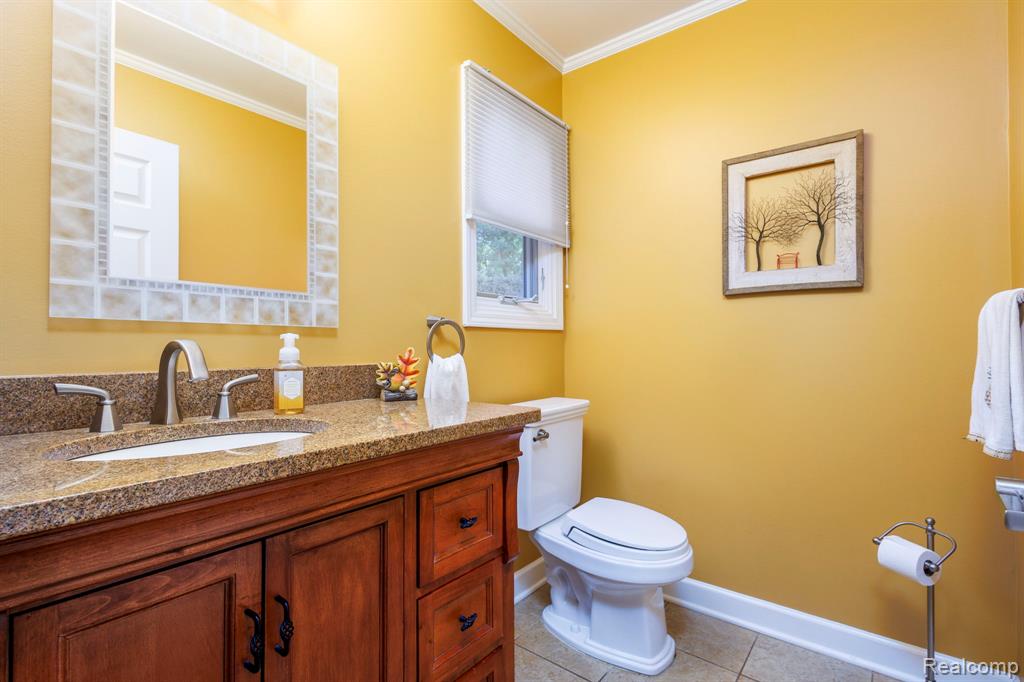 6572 Forest Park Drive, Troy, MI 48098 — Photo 29