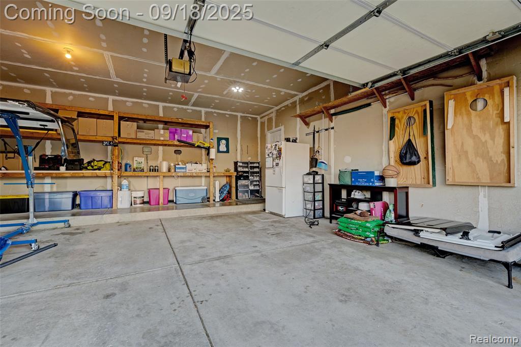 7438 Peppermill Drive, Swartz Creek, MI 48473 — Photo 38