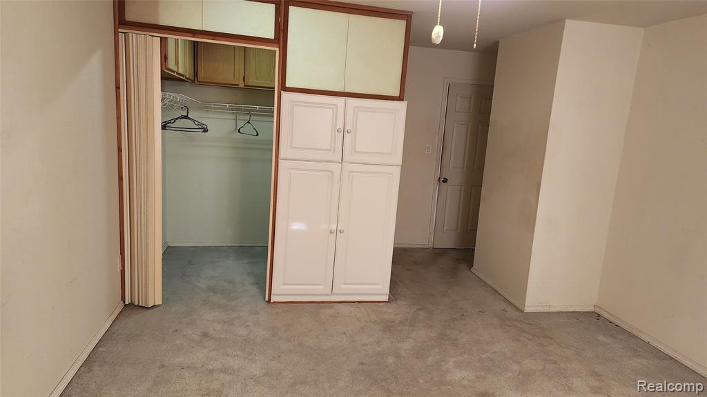 28621 Milton Avenue, Warren, MI 48092 — Photo 14