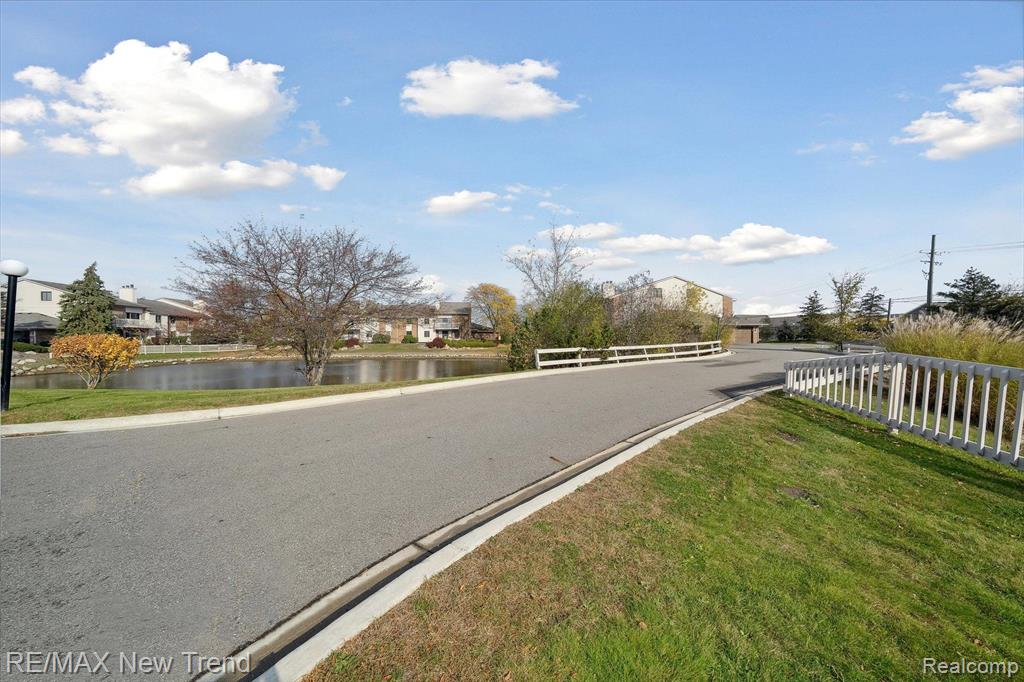 6602 MAPLE LAKES Drive, West Bloomfield, MI — Photo 45