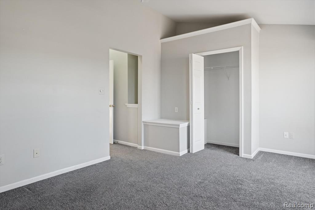 5585 Woodruff Shore Drive, Brighton, MI, 48116