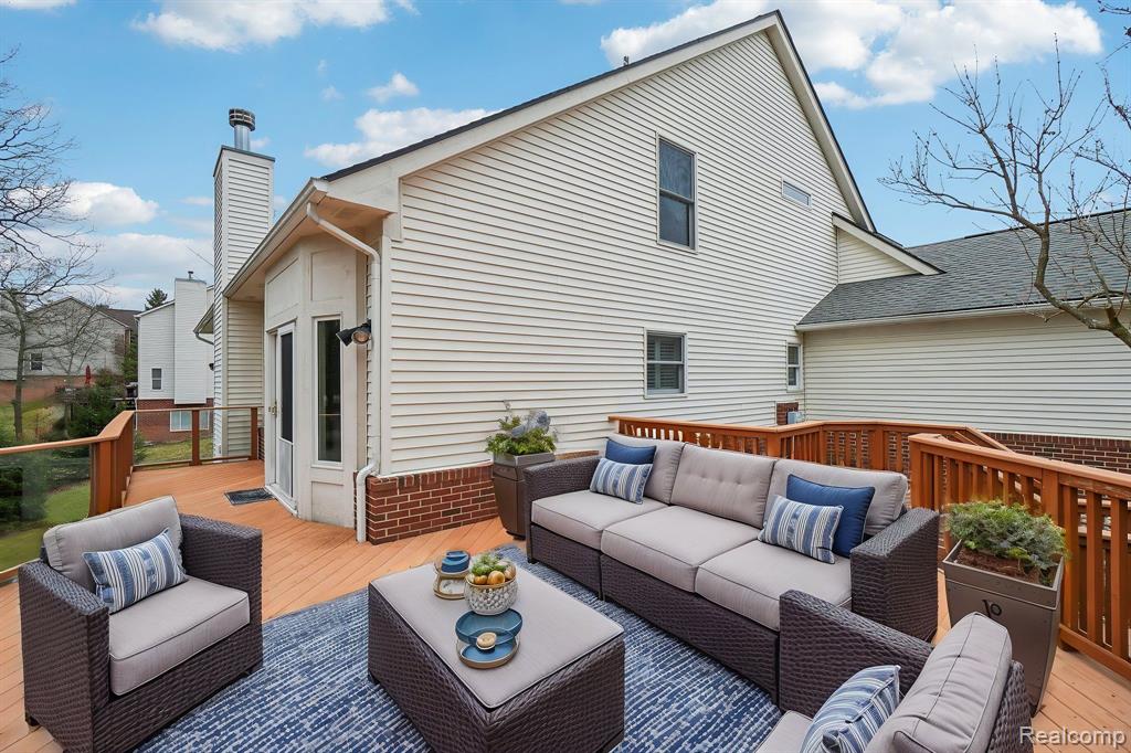 810 JOSHUA Drive, Highland, MI 48356 — Photo 54