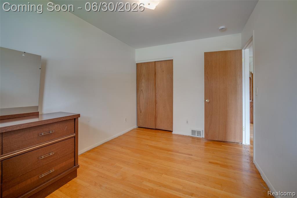 16944 Hans Court, Fraser, MI 48026 — Photo 12