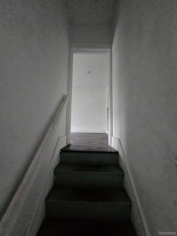9421 RAVENSWOOD Street, Detroit, MI 48204 — Photo 11