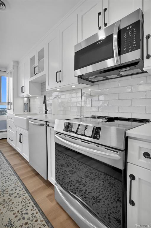 8900 E JEFFERSON Avenue, 1504, Detroit, MI 48214 — Photo 9