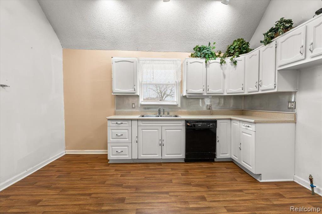 7145 Dudley Street, Taylor, MI 48180 — Photo 18