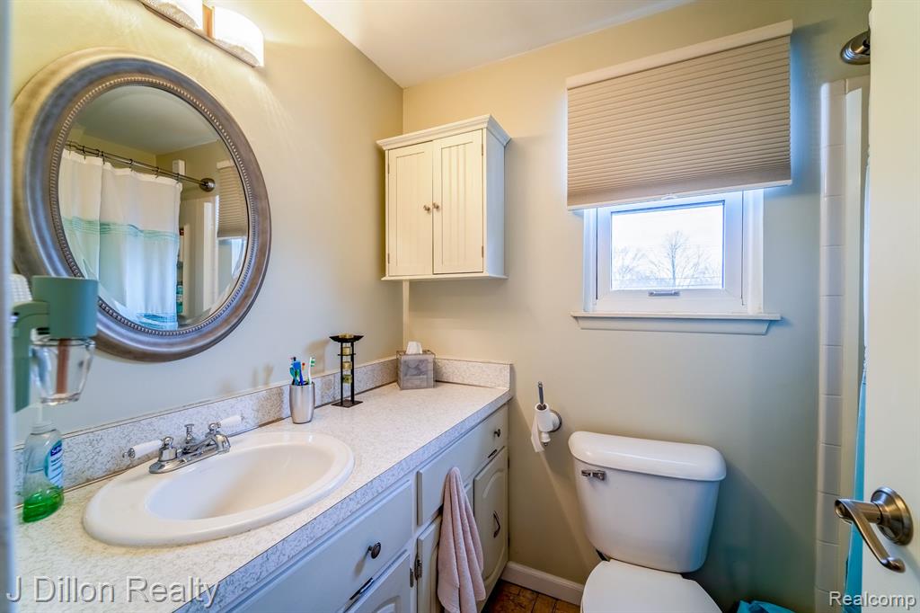 39830 EDMUNDTON Drive, Canton, MI 48187 — Photo 33