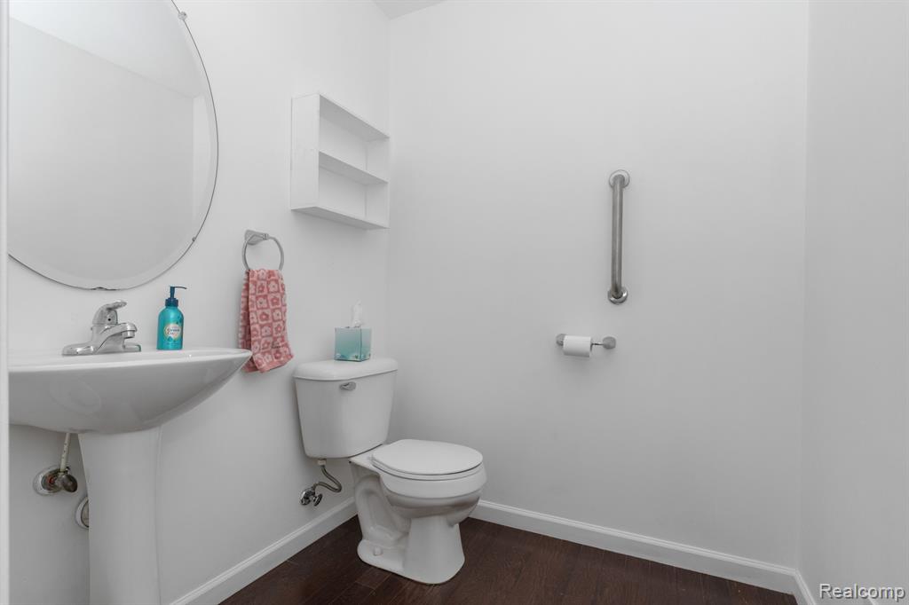 8415 Walnut Hill, Dexter, MI 48130 — Photo 21