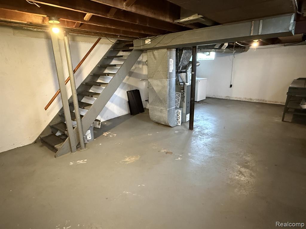 24414 W Chicago, Redford, MI 48239 — Photo 13