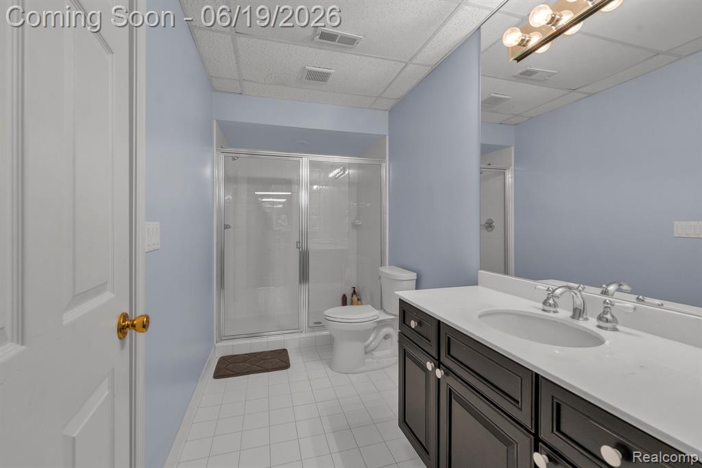 7061 Trailway Court, West Bloomfield, MI — Photo 43
